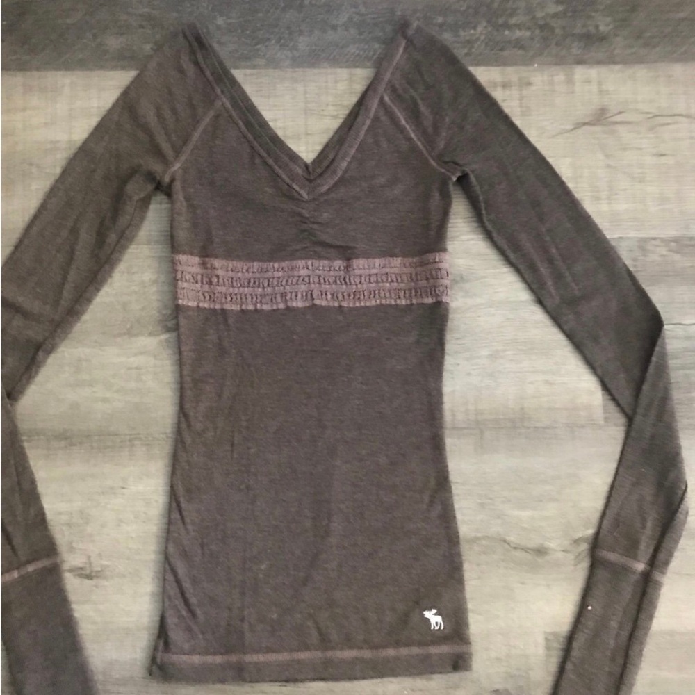 Abercrombie & Fitch Kids Long Sleeve V-Neck Top - Brown